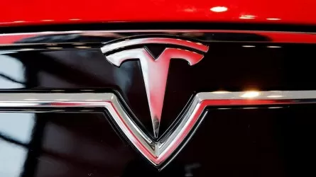 Tesla объявила дату дробления акций и обещает сделать щедрый подарок