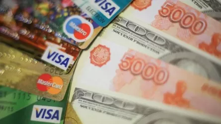 Россияне выводят рекордное количество средств из России в банки ближнего зарубежья