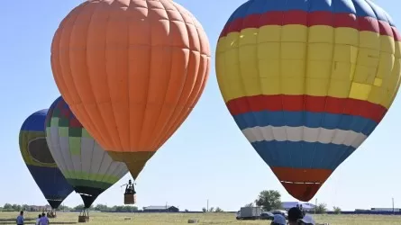Фестиваль воздушных шаров "Шексіз аспан" прошел в Актюбинской области 