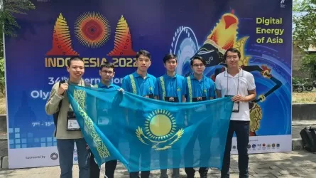 Казахстанские школьники завоевали медали на международной олимпиаде по информатике