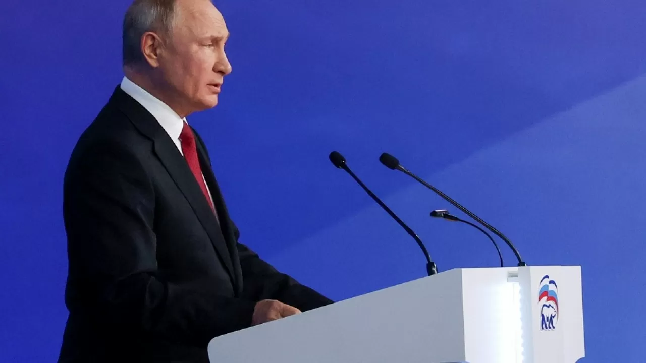 Путин "Орыс әлеміне" негізделген жаңа сыртқы саяси доктринасын мақұлдады