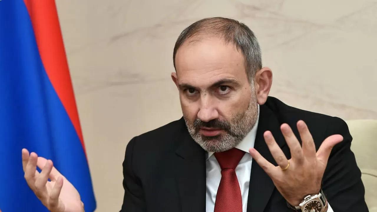 Граждане Армении требуют, чтобы Пашинян ушел в отставку