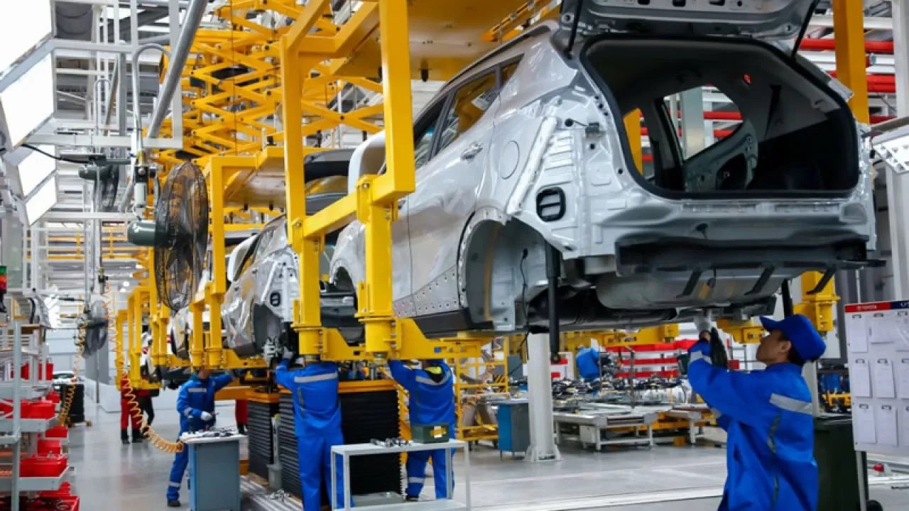 До конца года в Казахстане ожидается производство около 100 тысяч автомобилей