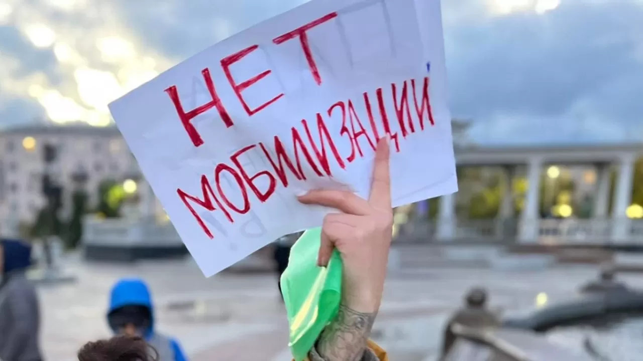 В Петербурге проходят обыски у активистов и журналистов