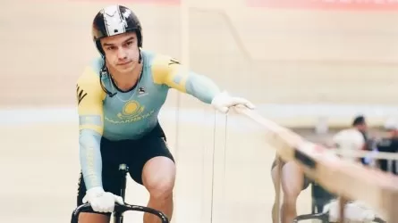 Казахстанец завоевал две золотые медали на турнире по велоспорту на треке в Испании