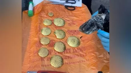 Более 3 кг золота контрабандой пытались вывезти из Казахстана в ОАЭ 