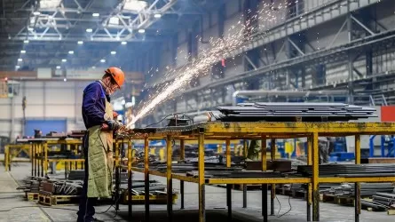 В Казахстане на 2,5% вырос индекс промышленного производства
