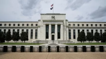 Базовую ставку на 0,75 пункта повысила ФРС США