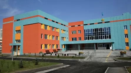 Трехсменных школ в Алматы больше нет
