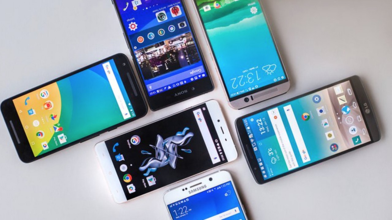 Лучшие смартфоны 5 6. Смартфоны до 15000. российский смартфон. лучшие смартфоны 2025 до 15000. компактные смартфоны до 15000 рублей 2025.