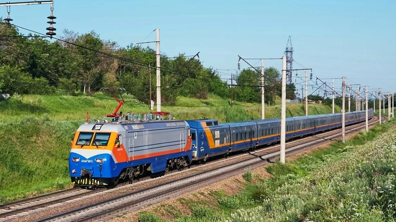Конкуренция на железной дороге Казахстана не развивается отчасти из-за риска дефолта КТЖ – АБР