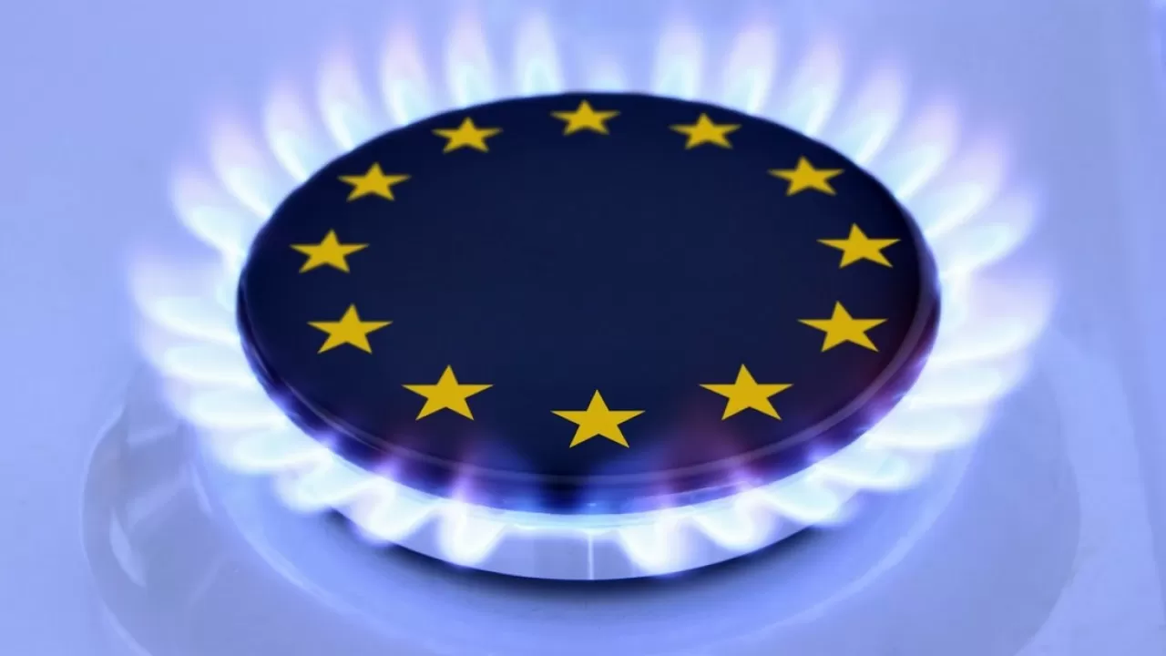 Ниже 750 долларов упали биржевые цены на газ в Европе