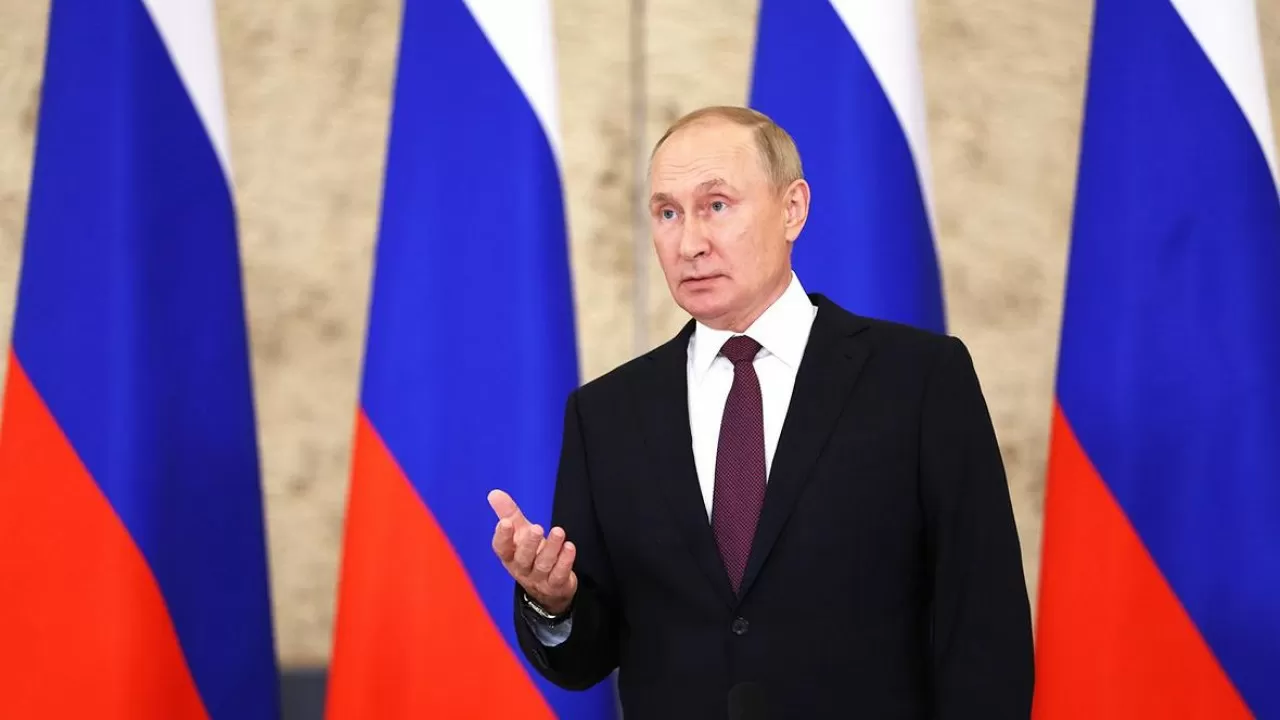 Пойдет ли Путин на президентские выборы, прокомментировал Песков