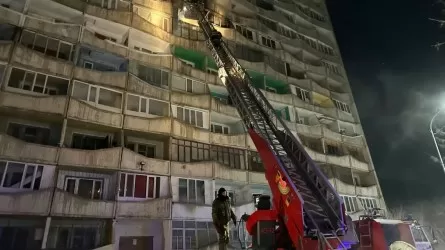 Взрыв в 16-этажке в Караганде: дом обесточен, жильцы эвакуированы