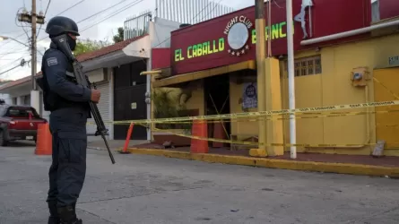 В Мексике неизвестные обстреляли людей в баре