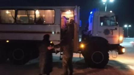 Шымкент маңында бұзылған автобустағы 34 өзбекстандық қонақ үйге орналастырылды
