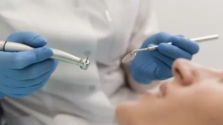 Кто и как может лечить зубы за счет ОСМС в 2023 году