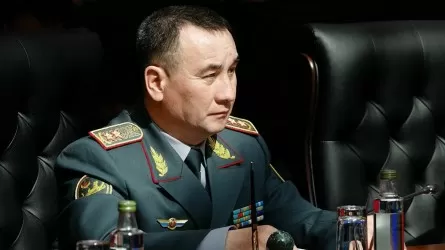 Экс-министра обороны Мурата Бектанова обвинили в превышении власти в боевой обстановке