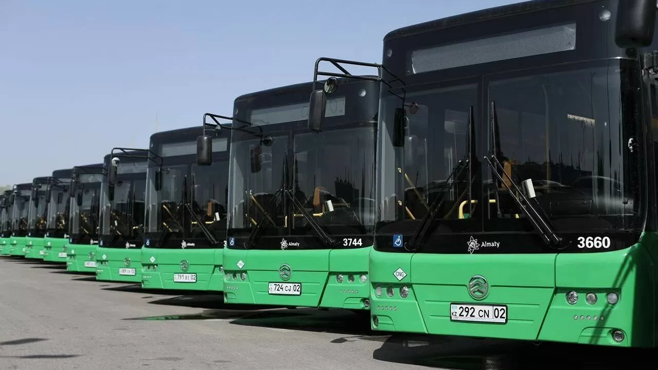 Былтыр Алматы әкімдігі 450 жаңа автобус сатып алды