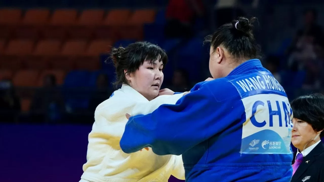 Казахстанская спортсменка взяла серебро на Азиатских параиграх
