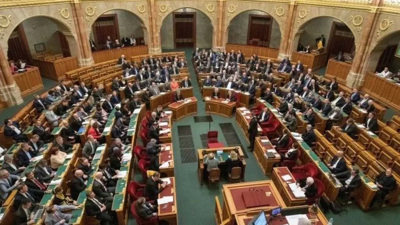 Венгрия Парламенті Швецияны НАТО-ға қабылдау туралы дауыс беруден бас тартты