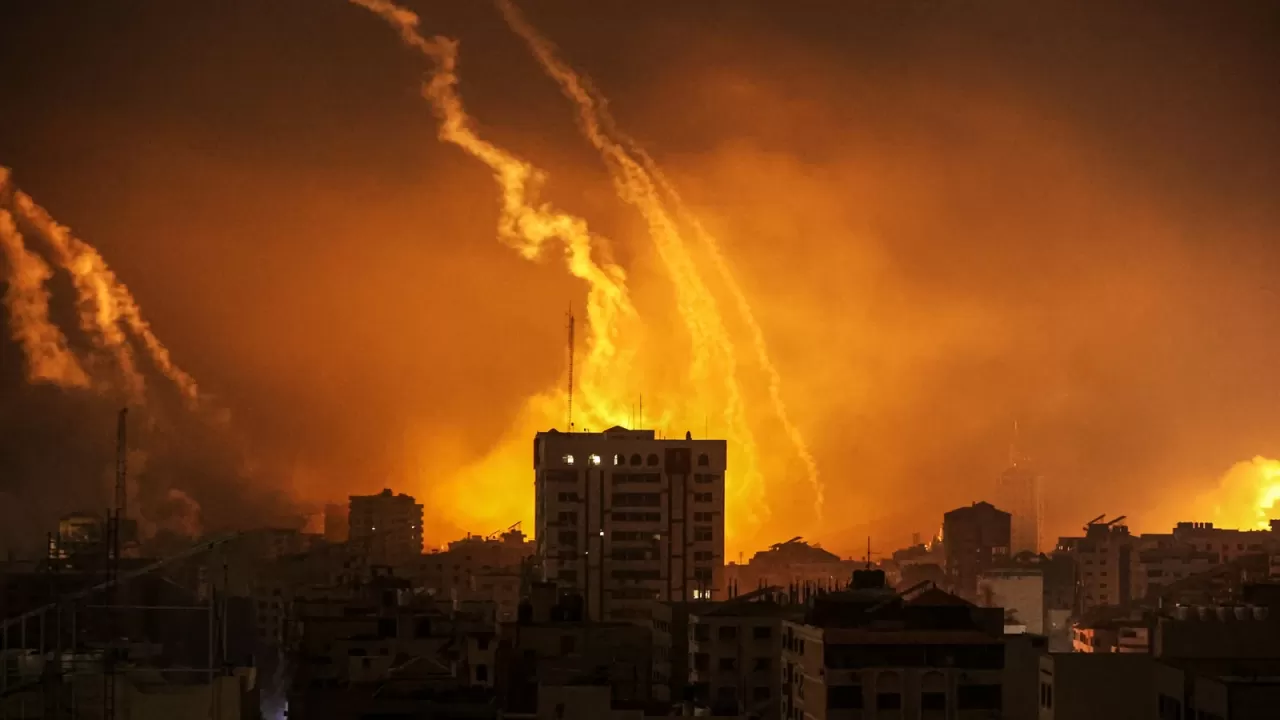 Израиль за ночь нанес авиаудары по 150 целям в секторе Газа