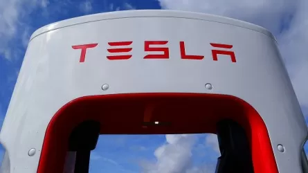 Tesla запустила в продажу обновленный автомобиль по старой цене в Китае 