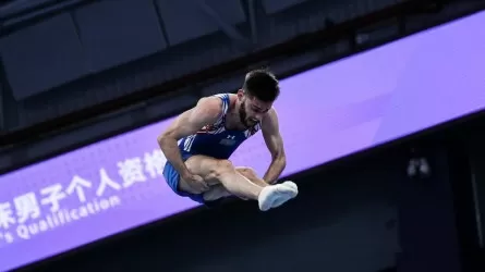 Казахстанец стал вторым в батутной гимнастике на Азиаде