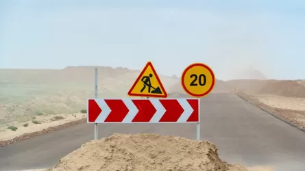Казахстан планирует построить и реконструировать 5 тыс. км дорог