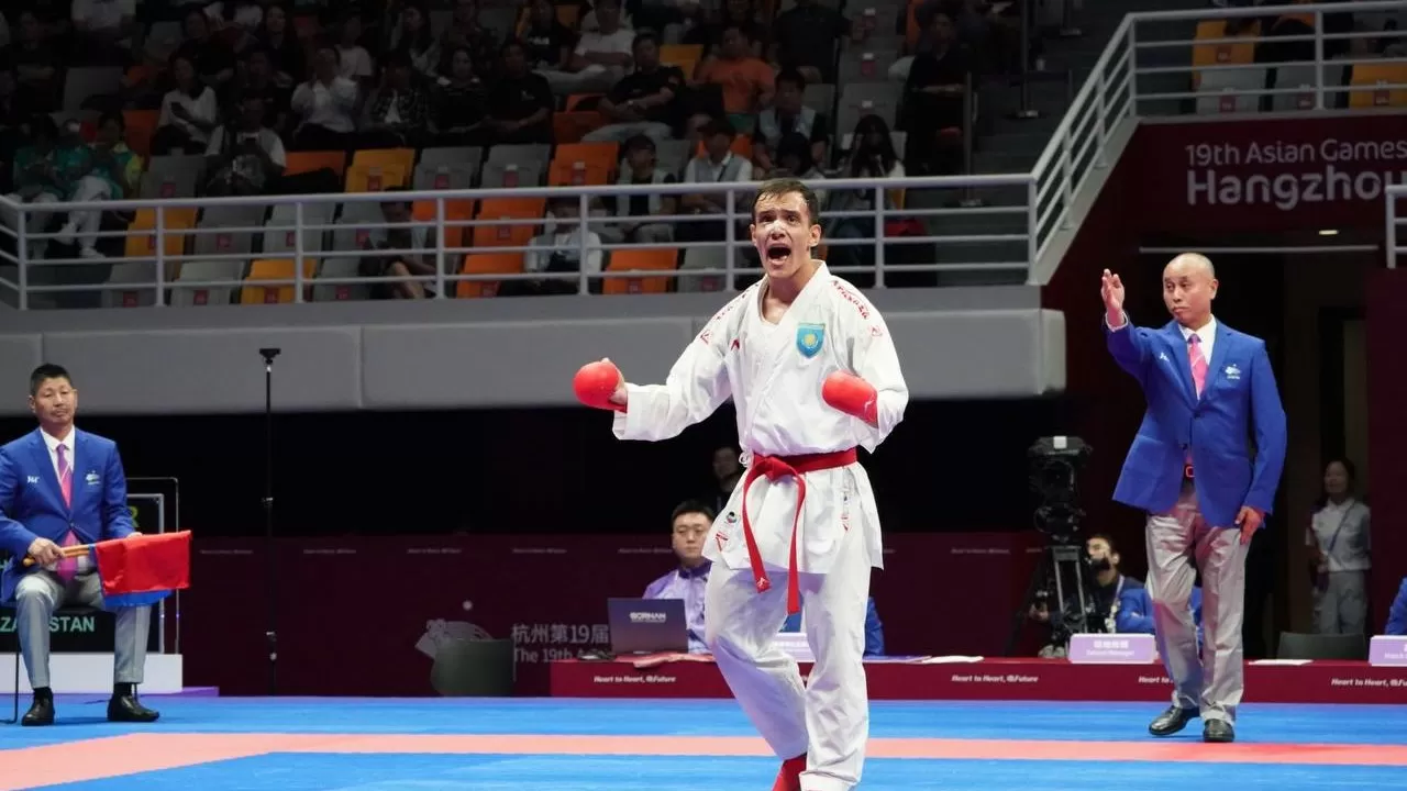 Каратист Нурканат Ажиканов завоевал золотую медаль Азиады в Ханчжоу