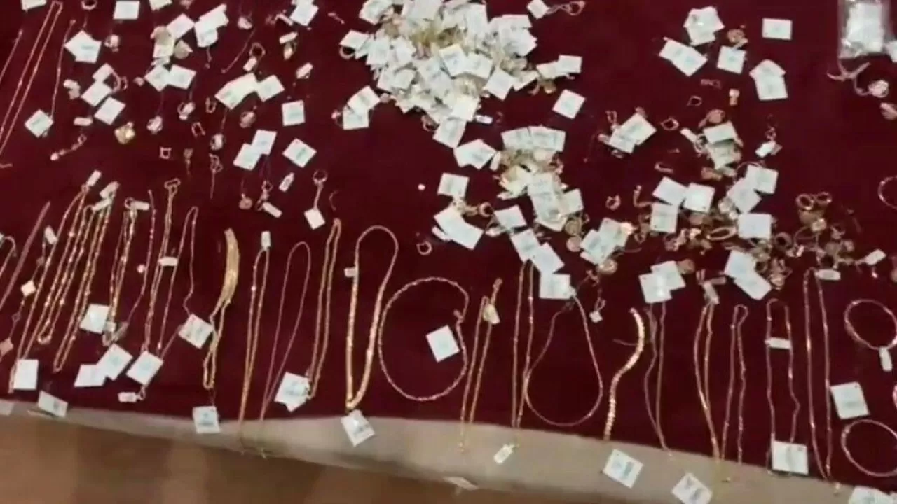 В Актобе в ювелирном магазине похитили золото на 25 млн тенге