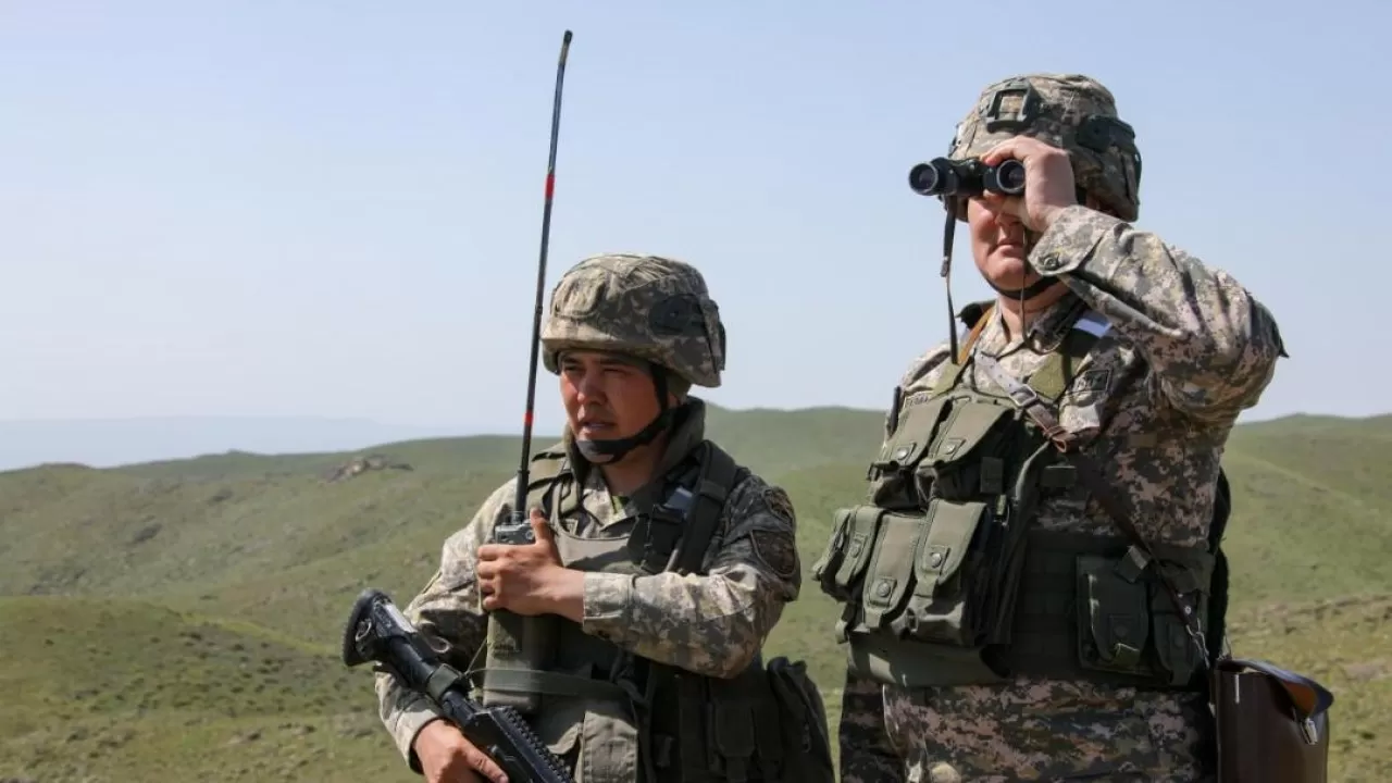 На какие пенсию и льготы могут рассчитывать военнослужащие Казахстана