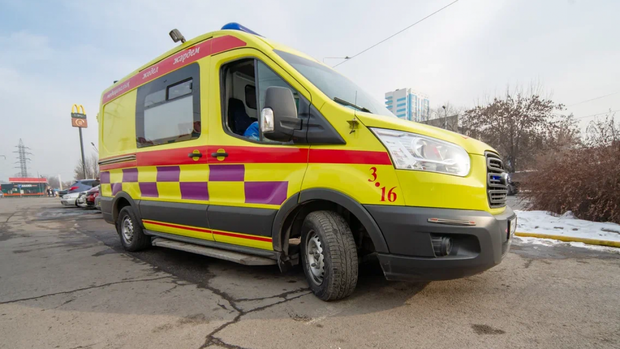 Жители села в Улытауской области требуют выделить новую машину скорой помощи  | Inbusiness.kz