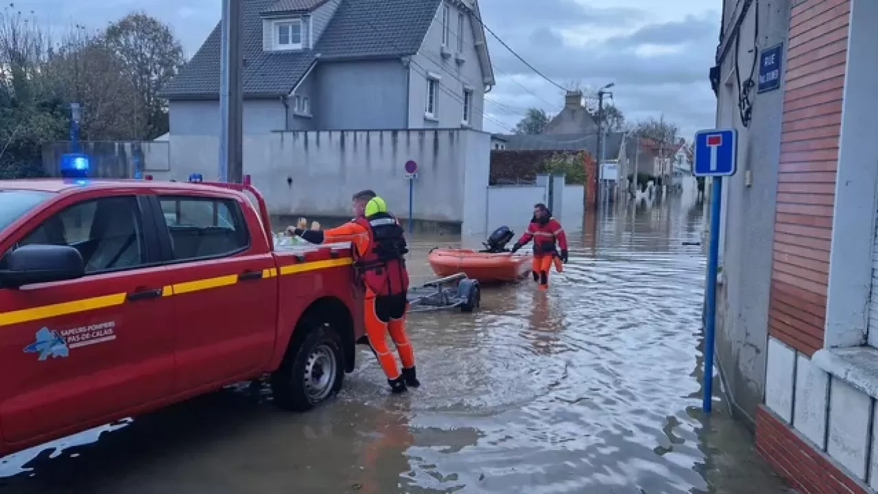 Во Франции семь человек пострадали из-за наводнений