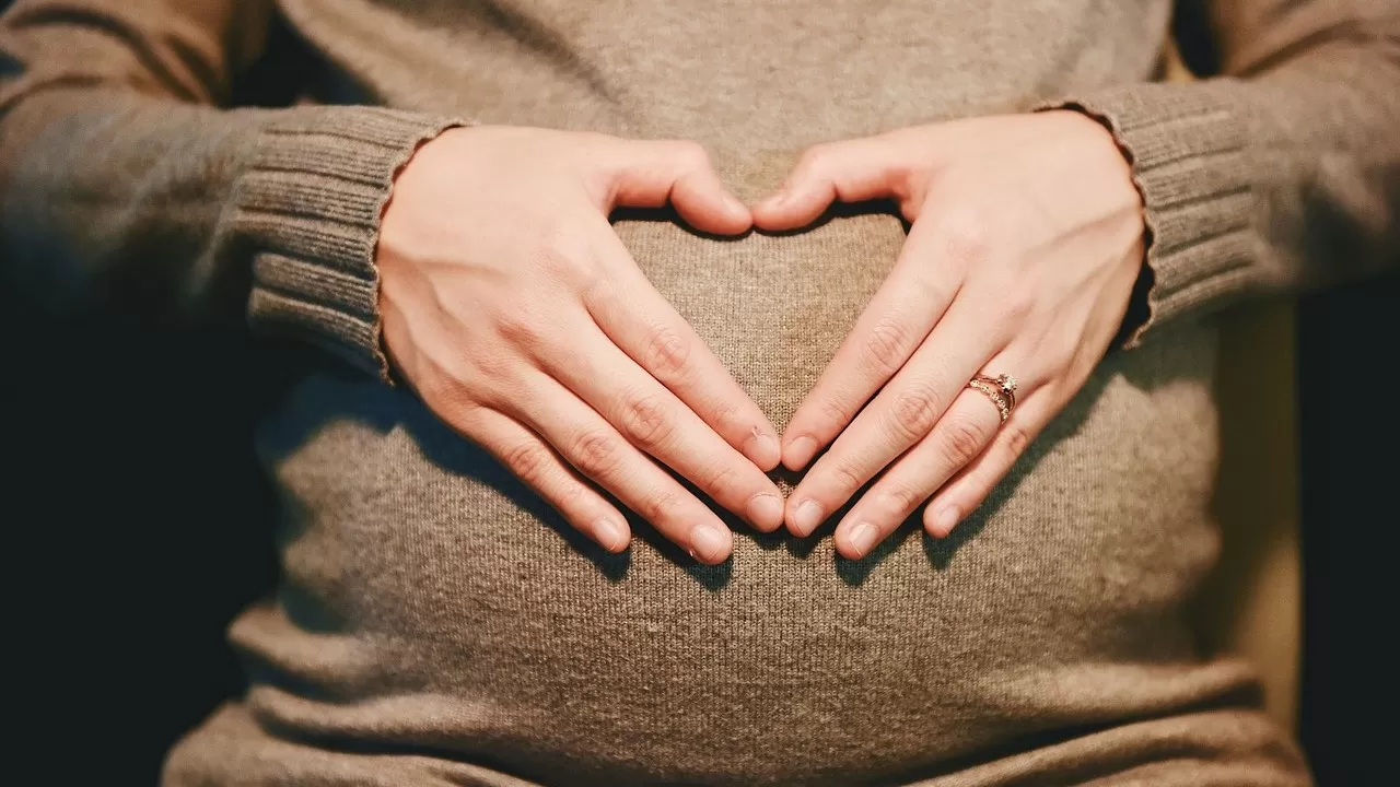 Елімізде қызылшаға шалдыққан жүкті әйелдердің саны белгілі болды 