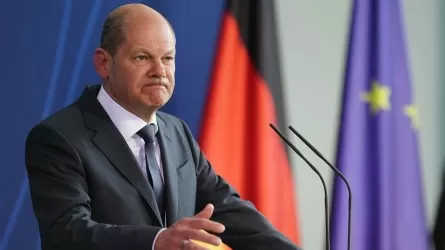 В Германии призывают к отставке правительства во главе с Олафом Шольцем