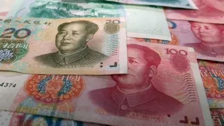 Казахстанцы потеряли интерес к юаню  