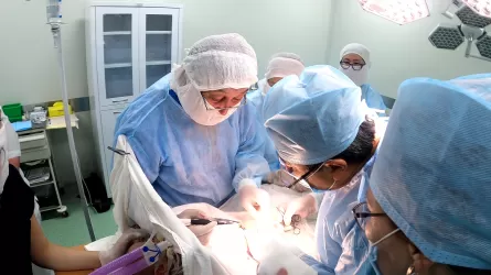 В Атырау продолжается проект "Экстренная детская хирургия"