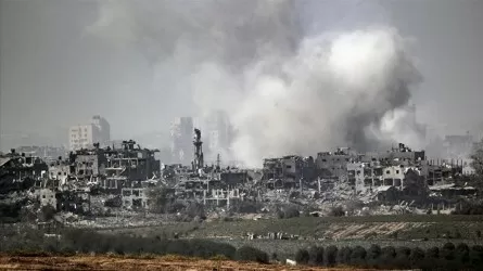 Армия Израиля нанесла удары по 450 целям ХАМАС в секторе Газа и захватила укрепрайон