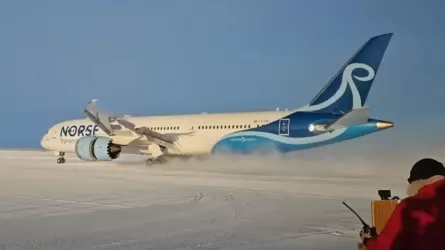 В Антарктиде приземлился самый большой самолет на континенте
