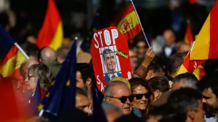 В Мадриде прошел митинг против амнистии каталонских сепаратистов