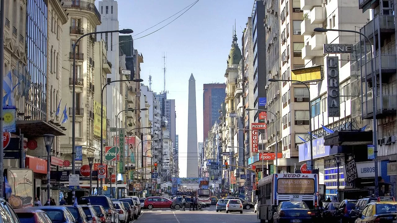 В столице Аргентины проходят массовые протесты против экономических реформ 