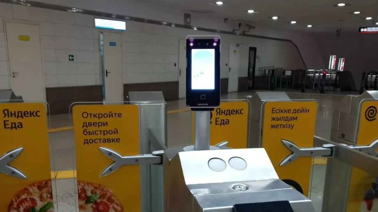 Алматы метросында жол ақысын жаңа әдіспен төлеуге болады