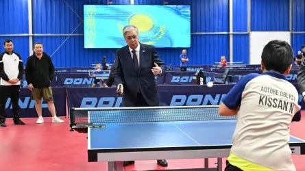 Президент РК сыграл в настольный теннис в Актобе  