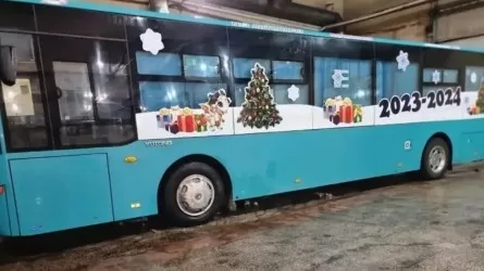 Қарағанды көшелерінде жеті жаңа жылдық автобус қатынайды 