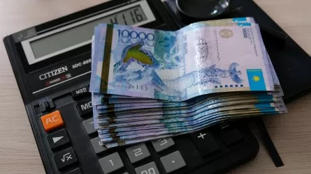 Среднемесячная номинальная зарплата на крупных павлодарских предприятиях достигла почти 400 тыс. тенге