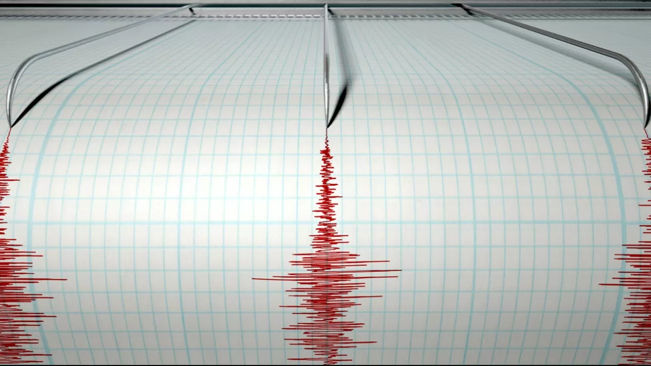 Новое землетрясение магнитудой 5,2 случилось в Турции