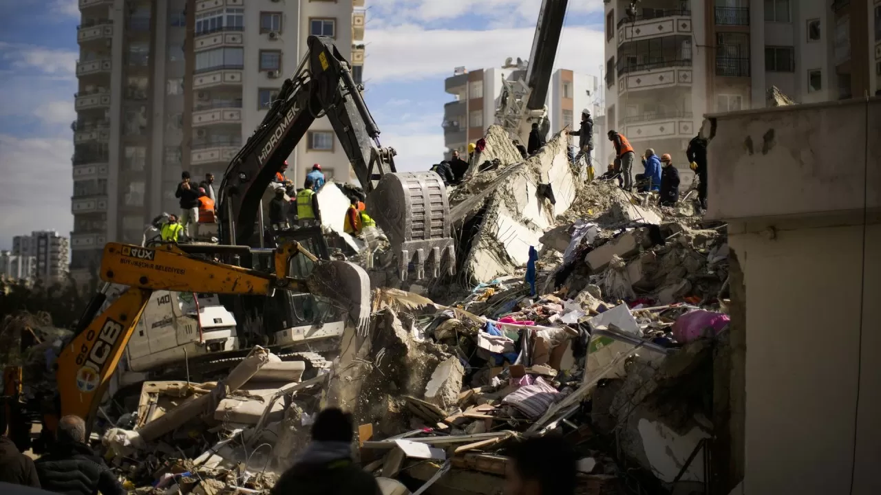 Ущерб от землетрясений в Турции и Сирии оценили в 4 млрд долларов