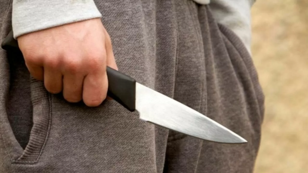 Ученик пырнул сверстника ножом в живот, защищая друга в Ташкенте 