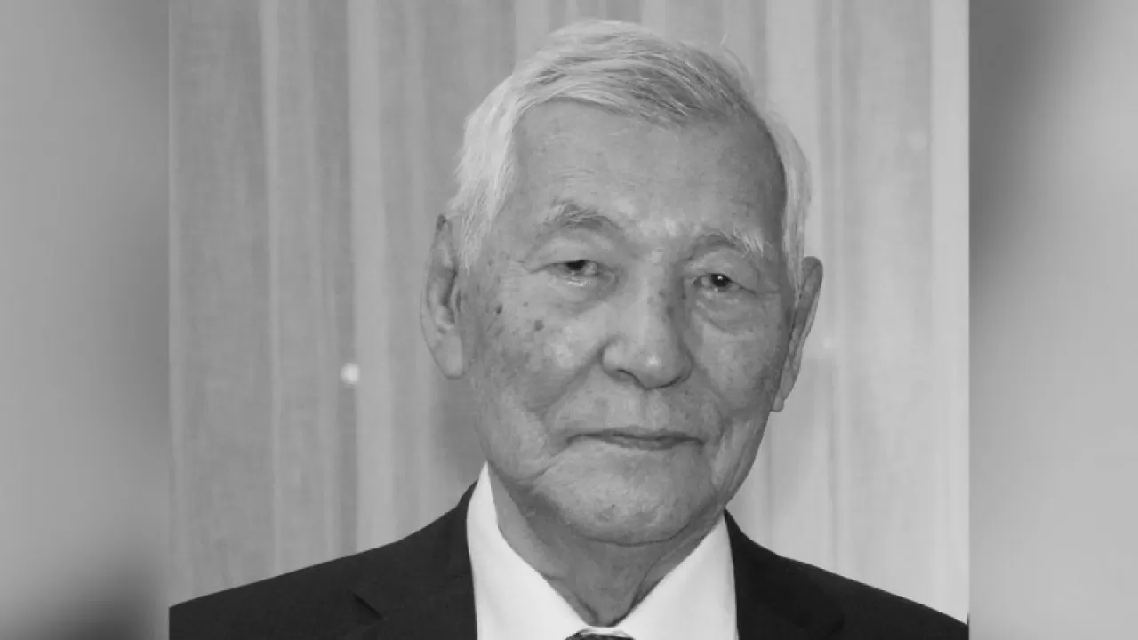 Скончался известный казахстанский геолог Урал Акчулаков